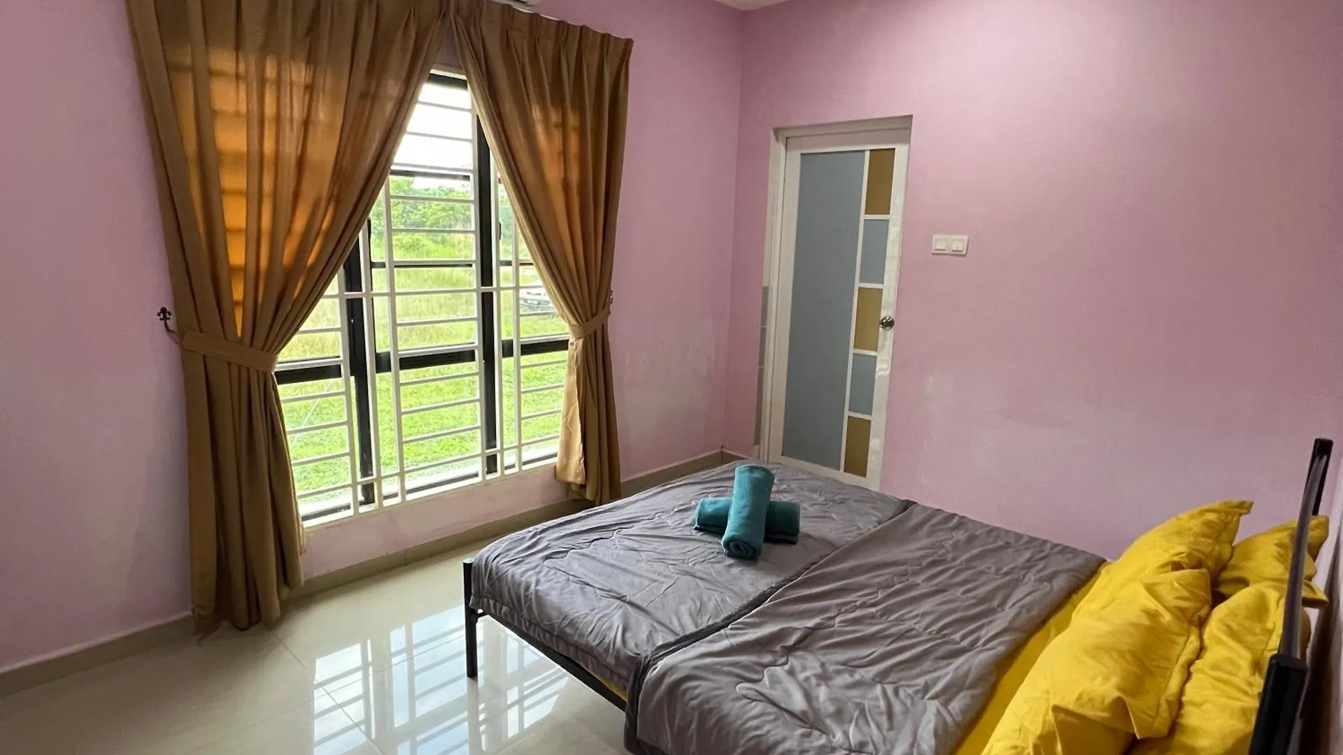 D' Totok Housestay Sepang Malaysia