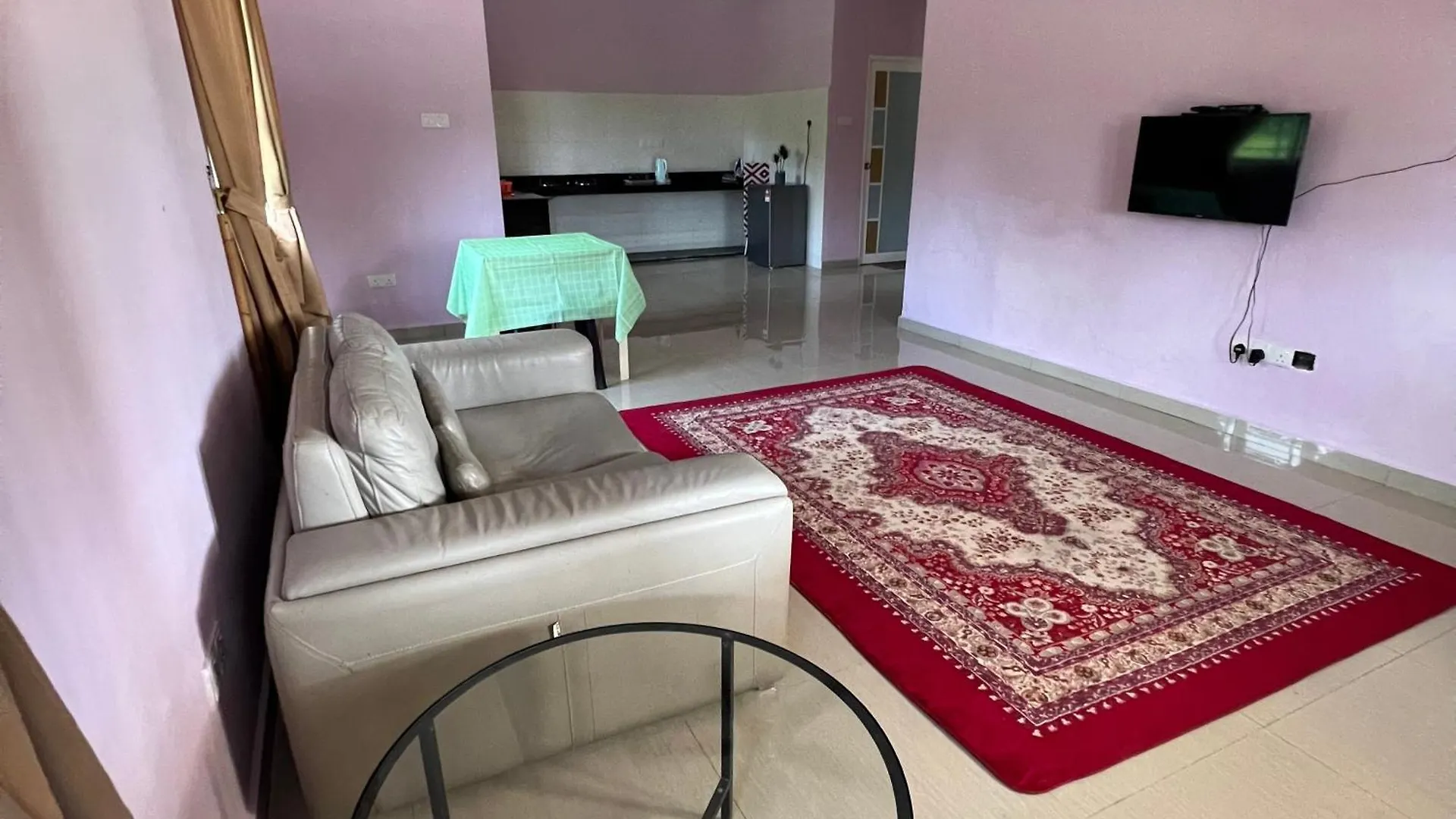 D' Totok Housestay Sepang